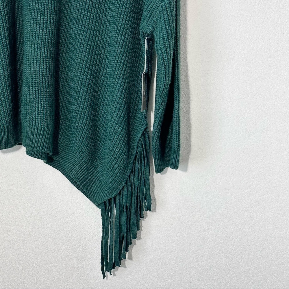 NWT Vince Camuto Plus Size Asymmetrical Fringe Tu… - image 6